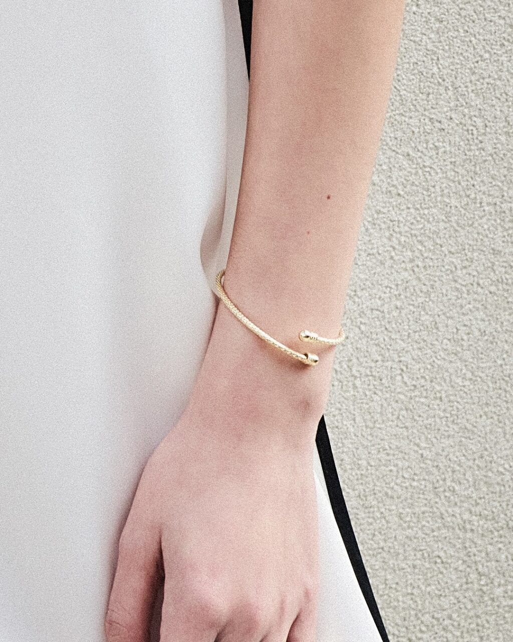 Elegance is the key to success! ✨
______________

• Silver 925 & stainless steel products 
• Shop online: www.vogue-watch.com
• Free & fast shipping across Greece
• For more information about our new collection, feel free 
to contact us via direct message on our social media platforms.

#voguewatchjewellery #silverjewellery  #sterlingsilver #stainlesssteel #fashionjewellery #SS25 #newcollection #rawandunfiltered