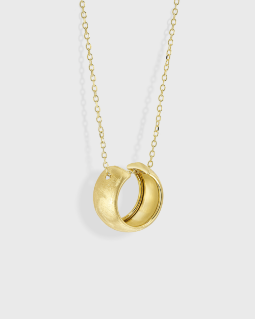 Necklace with wide open hoop in gold-plated Silver 925°